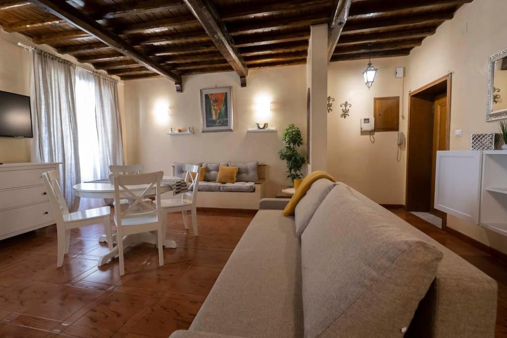Apartment Crispi 91 - Piazza Di Spagna *
